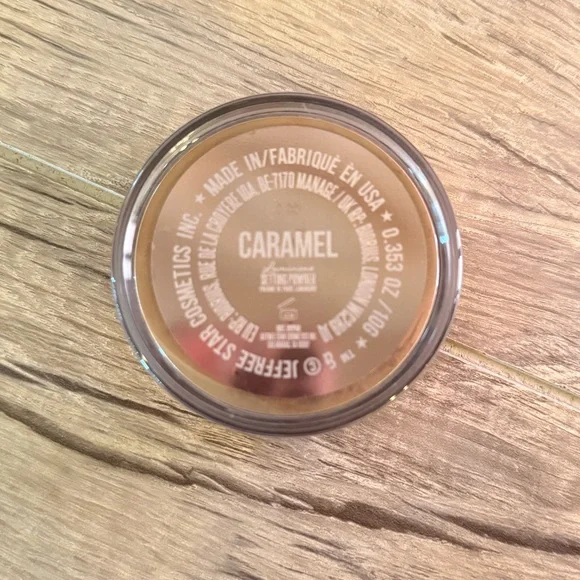 Jeffree Star Magic Star Caramel Setting Powder Makeup Lightweight Breathable NEW - Picture 5 of 7